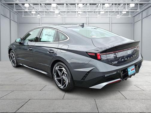 2026 Hyundai SONATA SEL