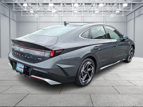 2026 Hyundai SONATA SEL