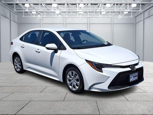 White 2022 Toyota Corolla LE