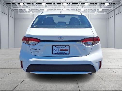 White 2022 Toyota Corolla LE