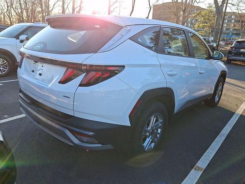 Serenity White Pearl 2025 Hyundai TUCSON SE
