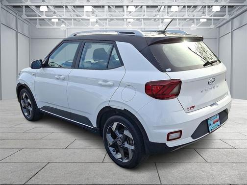 2023 Hyundai VENUE Limited