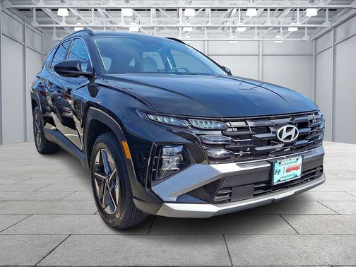 Phantom Black 2026 Hyundai TUCSON SEL