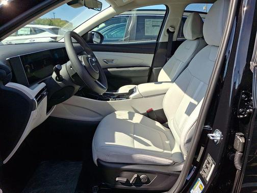 Phantom Black 2026 Hyundai TUCSON SEL