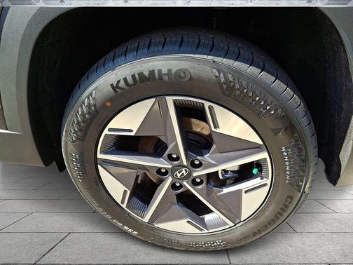 Phantom Black 2026 Hyundai TUCSON SEL