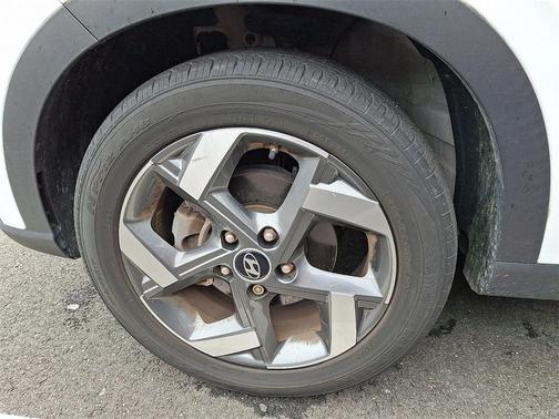 2022 Hyundai VENUE SEL