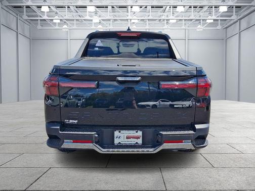 Phantom Black 2024 Hyundai SANTA CRUZ Limited