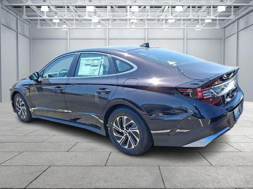 Carbon Blue 2026 Hyundai SONATA Hybrid Base