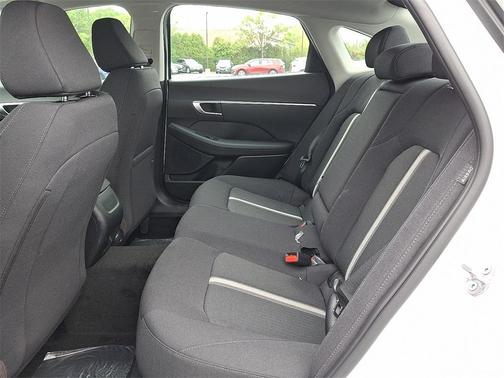 2026 Hyundai SONATA SEL