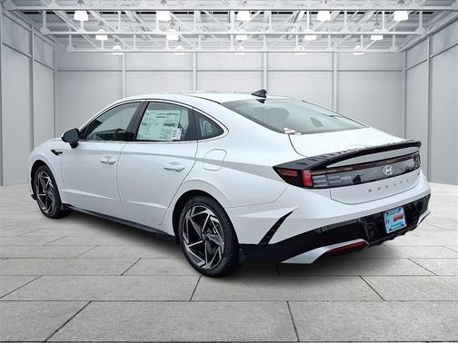 2026 Hyundai SONATA SEL