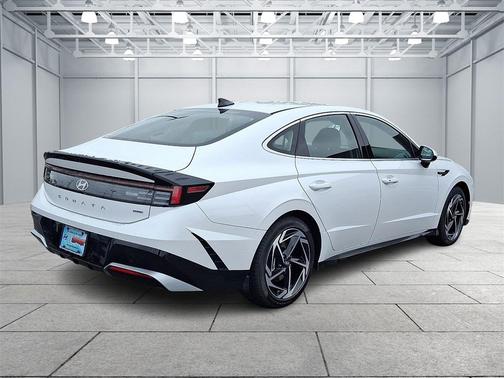 2026 Hyundai SONATA SEL