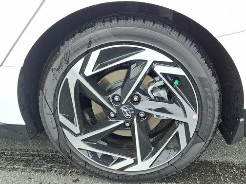 2026 Hyundai SONATA SEL