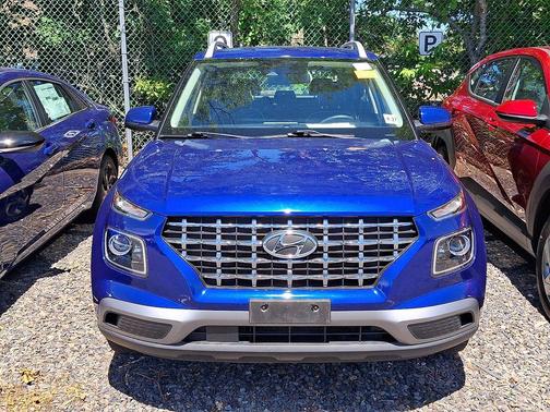 Intense Blue 2022 Hyundai VENUE Limited