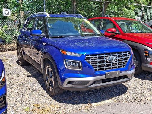 Intense Blue 2022 Hyundai VENUE Limited