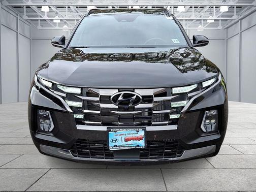 Phantom Black 2024 Hyundai SANTA CRUZ Limited