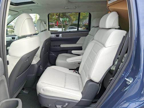 2026 Hyundai SANTA FE HEV Calligraphy