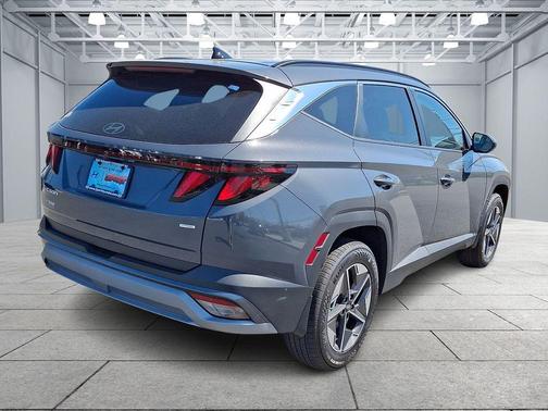 Ecotronic Gray 2026 Hyundai TUCSON SEL