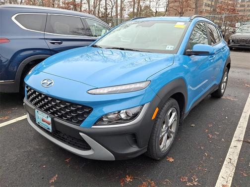 2022 Hyundai KONA SEL