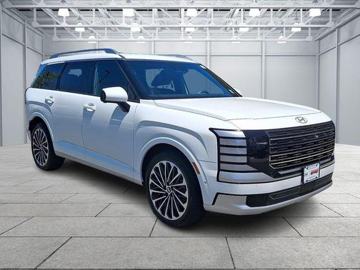 Creamy White Pearl 2026 Hyundai PALISADE Calligraphy SUV