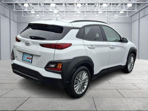 2020 Hyundai KONA SEL Plus