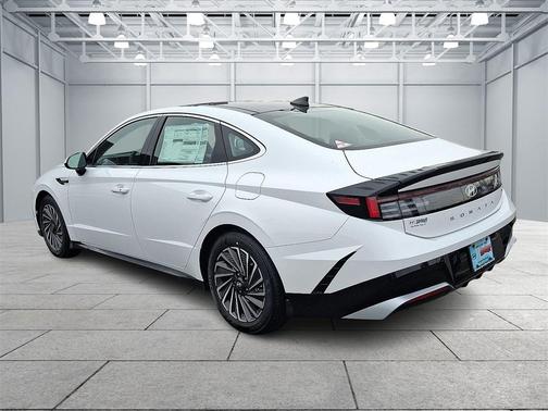 2026 Hyundai SONATA Hybrid SE