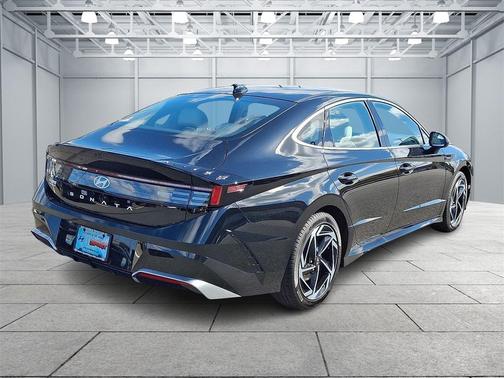 2026 Hyundai SONATA SEL