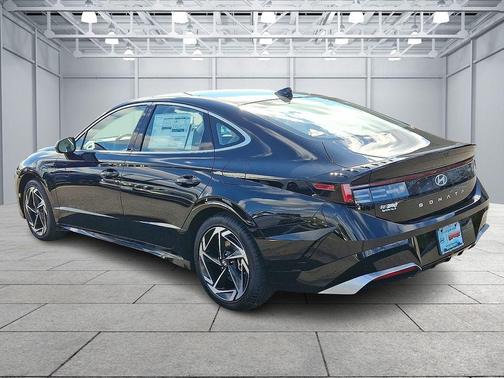 2026 Hyundai SONATA SEL