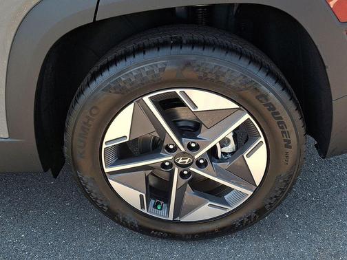 Hampton Gray 2026 Hyundai TUCSON SEL