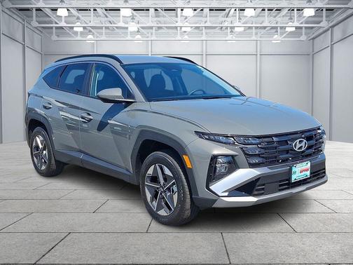 Hampton Gray 2026 Hyundai TUCSON SEL SUV