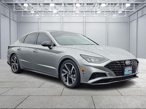 2022 Hyundai SONATA SEL Plus