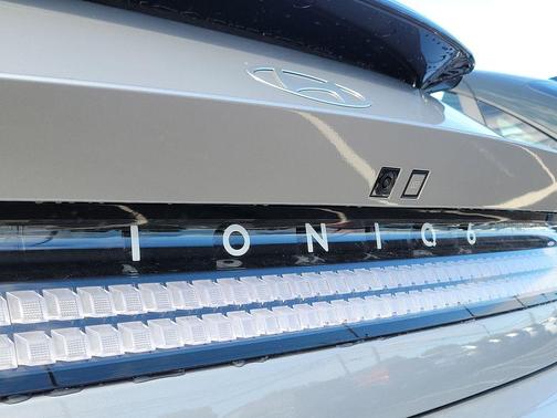 2023 Hyundai IONIQ 6 SEL