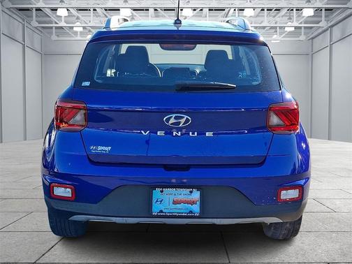 2023 Hyundai VENUE SEL