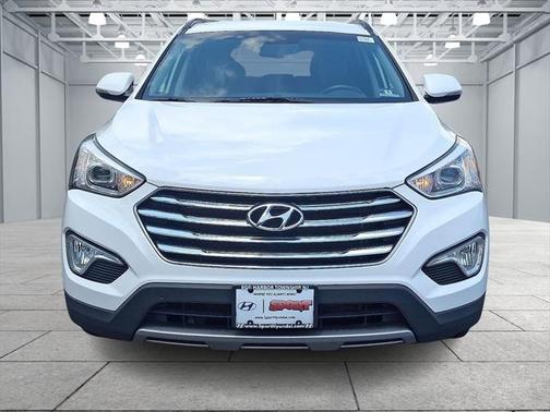 2016 Hyundai SANTA FE SE