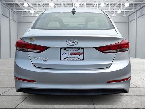 2018 Hyundai ELANTRA SE
