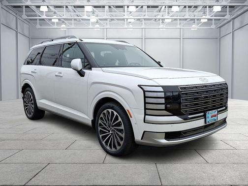 Creamy White Pearl 2026 Hyundai PALISADE Calligraphy SUV