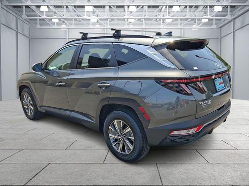 Amazon Gray 2022 Hyundai TUCSON Hybrid Blue