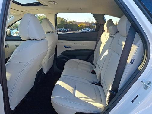 Serenity White Pearl 2026 Hyundai TUCSON SEL Premium
