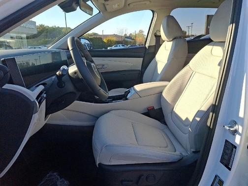 Serenity White Pearl 2026 Hyundai TUCSON SEL Premium