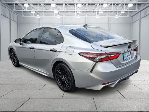 Celestial Silver Metallic 2021 Toyota Camry SE