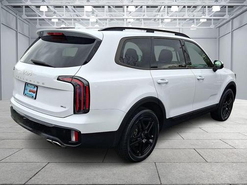 Glacial White Pearl 2024 Kia Telluride EX X-Line