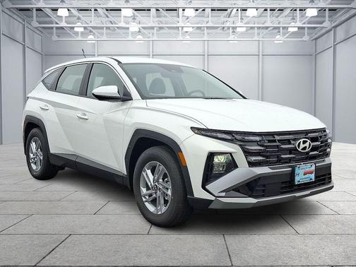 Serenity White Pearl 2026 Hyundai TUCSON SE