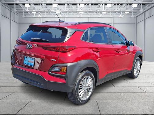 2020 Hyundai KONA SEL