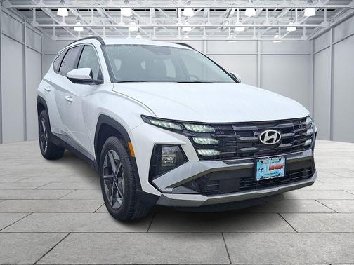 Serenity White Pearl 2026 Hyundai TUCSON SEL