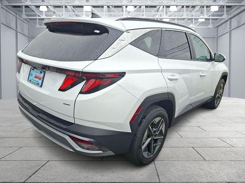 Serenity White Pearl 2026 Hyundai TUCSON SEL