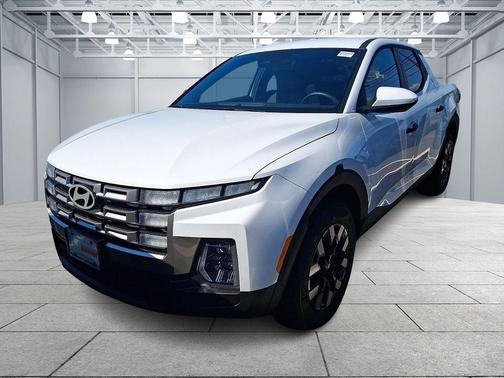 Atlas White 2027 Hyundai SANTA CRUZ SE