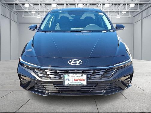 Abyss Black 2026 Hyundai ELANTRA Limited