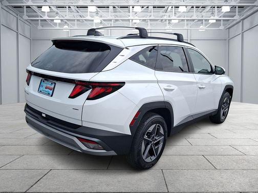 Serenity White Pearl 2026 Hyundai TUCSON SEL