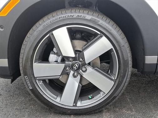 2025 Hyundai SANTA FE Limited