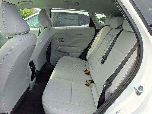 2025 Hyundai KONA SEL Convenience