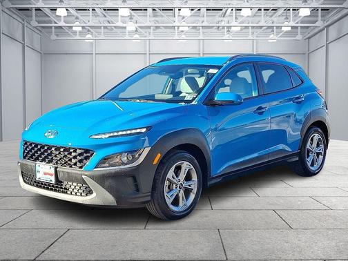 2022 Hyundai KONA SEL